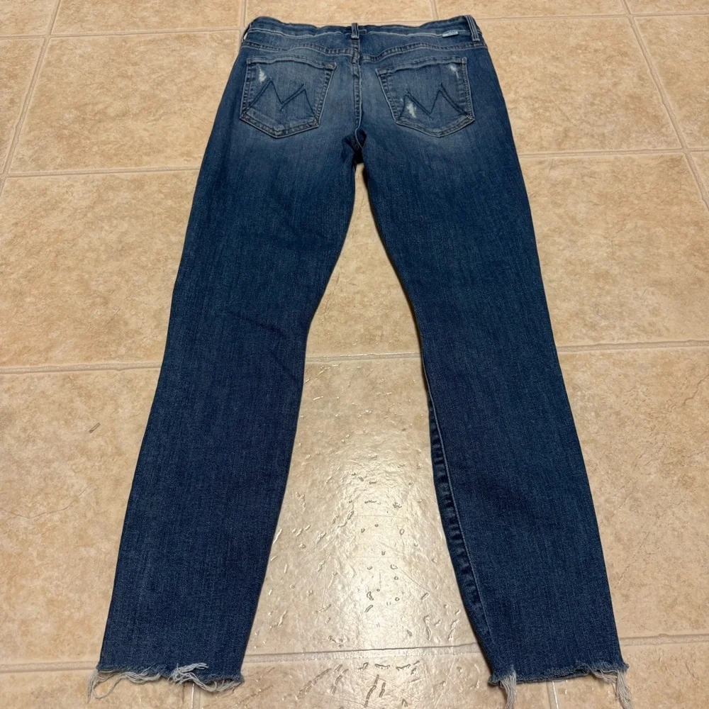 MOTHER High Waisted Looker Ankle Fray Jeans in Furiously Happy Size 27